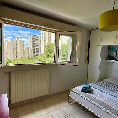 Bright Studio, Private Parking, Downtown Within Walking Distance * Montpellier